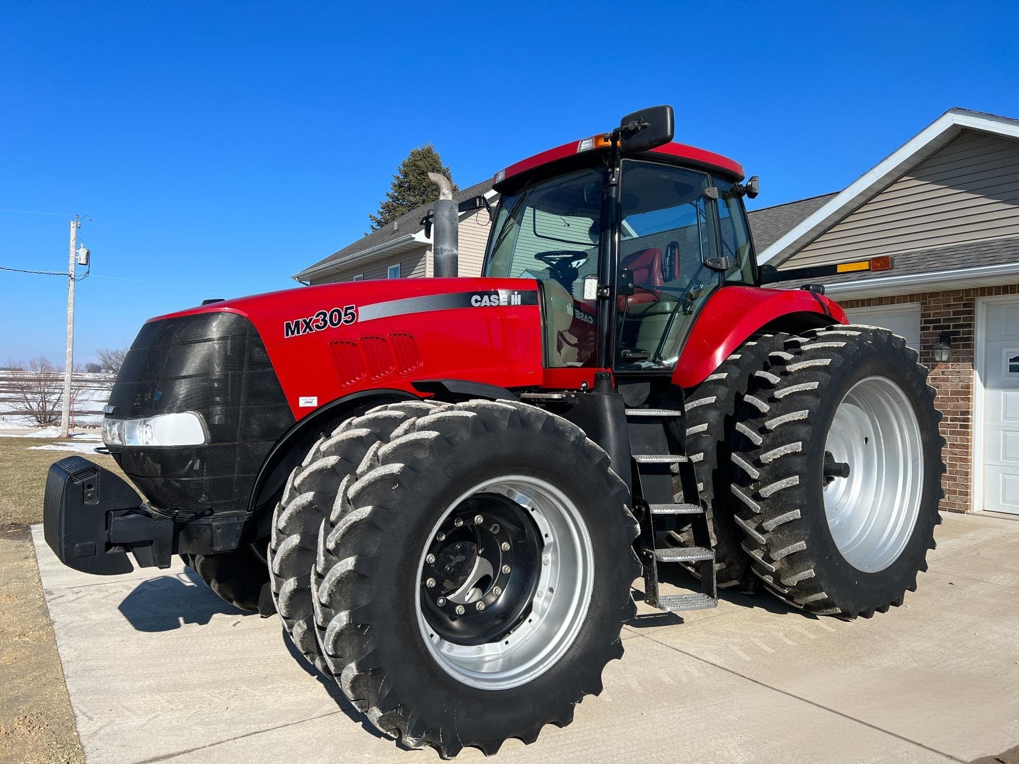 2006 Case IH MX305 MFWD Tractor listing photo — photo 1 of 30